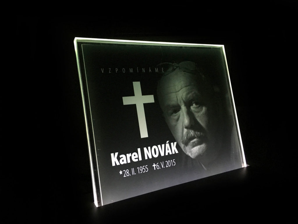 LED náhrobky