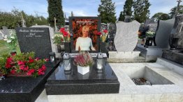 skleněný náhrobek, epitafní skleněná deska, skleněná deska na hrob, fotografie na hrob ze skla, skleněný pomník skleněný náhrobek, epitafní skleněná deska, skleněná deska na hrob, fotografie na hrob ze skla, skleněný pomník