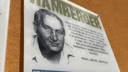 skleněná pamětní deska, pamětní deska ze skla, fotografie na skle, epitafní deska ze skla