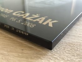 skleněný náhrobek, epitafní skleněná deska, skleněná deska na hrob, fotografie na hrob ze skla, skleněný pomník skleněný náhrobek, epitafní skleněná deska, skleněná deska na hrob, fotografie na hrob ze skla, skleněný pomník
