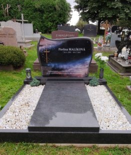 skleněný náhrobek, epitafní skleněná deska, skleněná deska na hrob, fotografie na hrob ze skla, skleněný pomník skleněný náhrobek, epitafní skleněná deska, skleněná deska na hrob, fotografie na hrob ze skla, skleněný pomník
