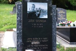 skleněný náhrobek, epitafní skleněná deska, skleněná deska na hrob, fotografie na hrob ze skla, skleněný pomník skleněný náhrobek, epitafní skleněná deska, skleněná deska na hrob, fotografie na hrob ze skla, skleněný pomník