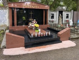skleněný náhrobek, epitafní skleněná deska, skleněná deska na hrob, fotografie na hrob ze skla skleněný náhrobek, epitafní skleněná deska, skleněná deska na hrob, fotografie na hrob ze skla