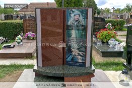 skleněný náhrobek, epitafní skleněná deska, skleněná deska na hrob, fotografie na hrob ze skla, skleněný pomník skleněný náhrobek, epitafní skleněná deska, skleněná deska na hrob, fotografie na hrob ze skla, skleněný pomník